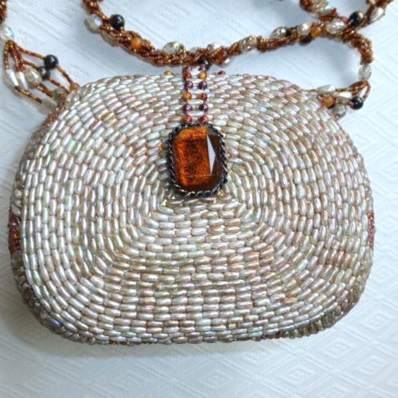 New MARY FRANCES PEARL BEADED EVENING Shoulder Bag - Picture 5 of 6